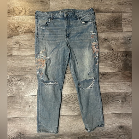 American Eagle Jeans - Picture 1 of 9